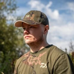 Daiwa Camo Peaked Hat -Fishing Equipment Discount Store n2sz4zms638016779261602609