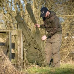 Daiwa Black Widow 3 Rod Holdalls -Fishing Equipment Discount Store pg12dx51638140553738089663