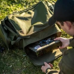 Daiwa Black Widow Low Level Carryall -Fishing Equipment Discount Store sz4rxju4638060968667456323