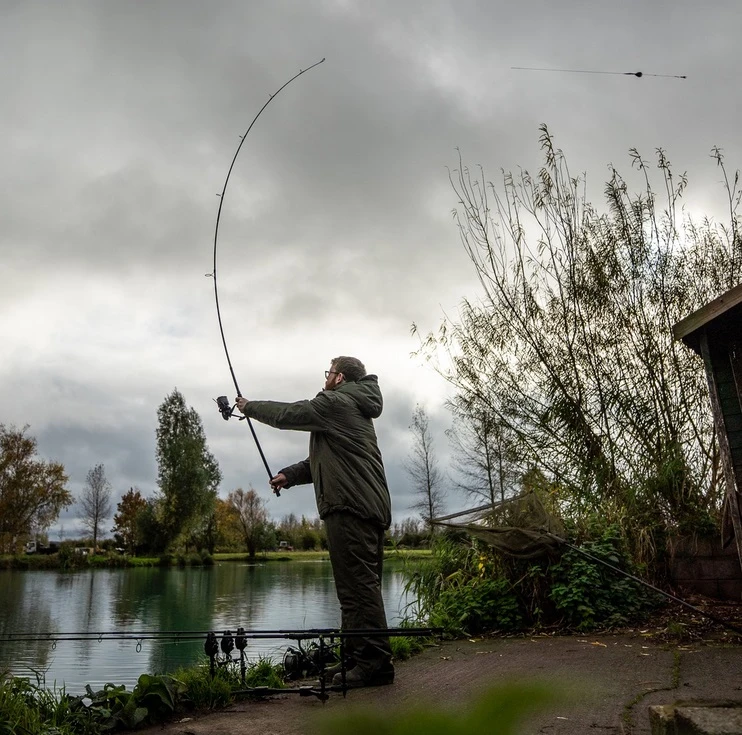 Daiwa Winter Carp Suit 12 Daiwa Winter Carp Suit - Image 10